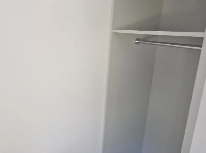 Проживание в семье Willa Holiday *